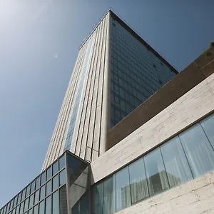 Holiday - By Ihg Tiflis