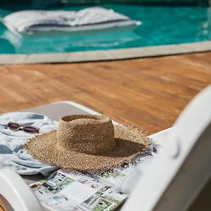 Noosa Heads Motel Мотель Нуза Хедс