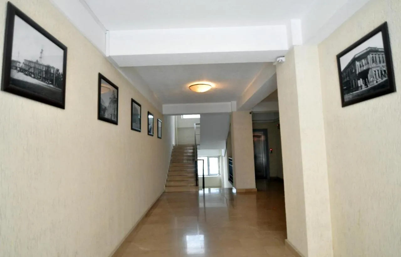 Fabulous Apartment On Rustaveli Avenue Tbilisi