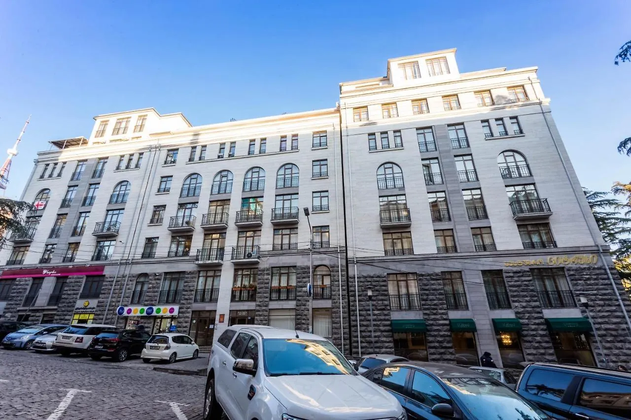 Fabulous Apartment On Rustaveli Avenue Tbilisi