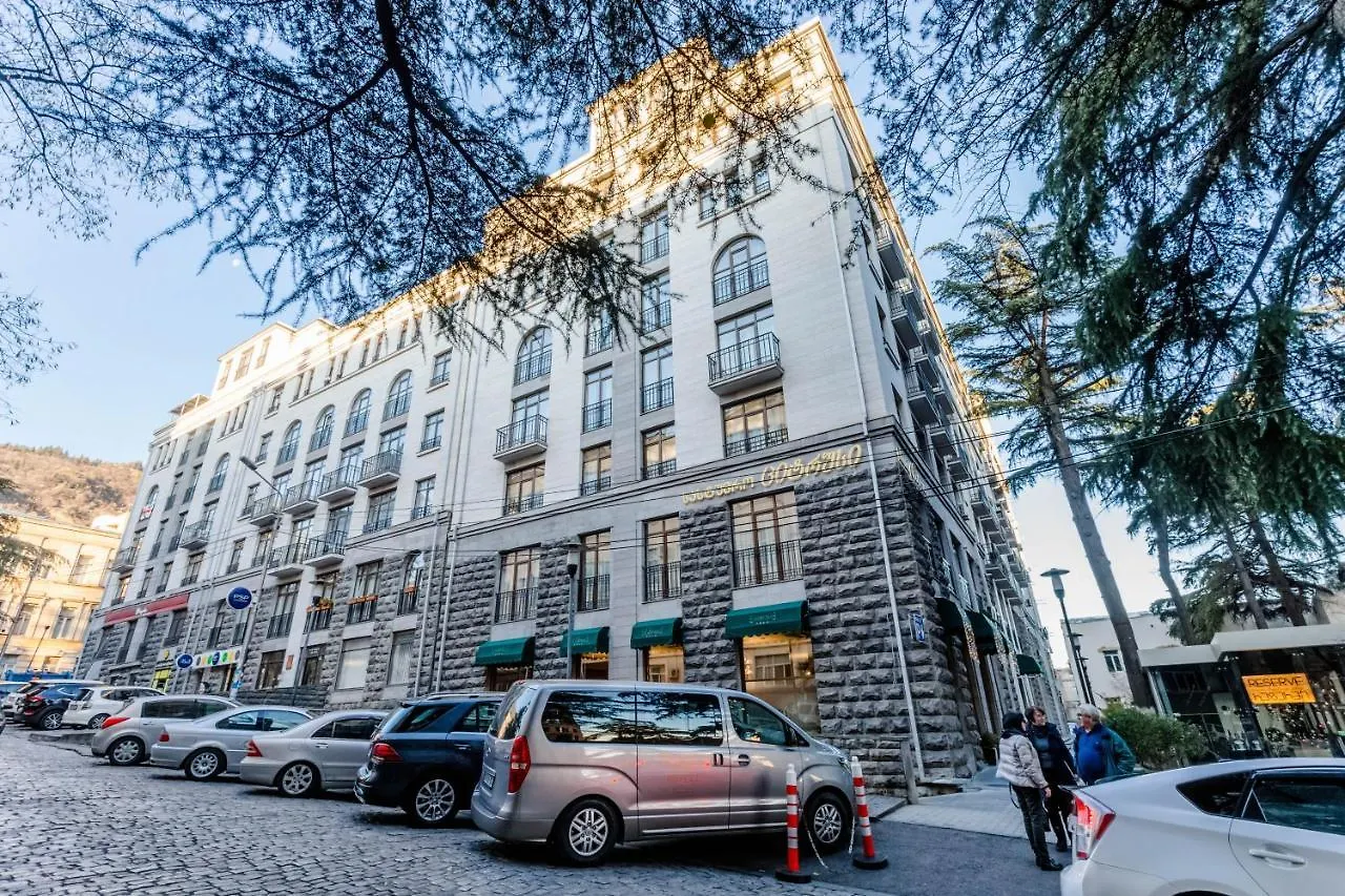 Fabulous Apartment On Rustaveli Avenue Tbilisi